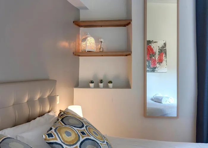 Boheme Apartment By Mamo Florence